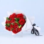 12-red-roses-white-wrap_02
