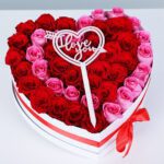 Heart-shape- with -red -and-pink -roses
