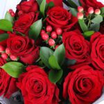 red-rose-indulgence-roses-ferrero-rocher_03
