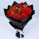 red-roses-ferrero-noir-black-wrap_02