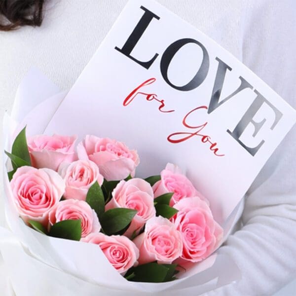 10-light-pink-roses-blush-4-u-bouquet-vday_02