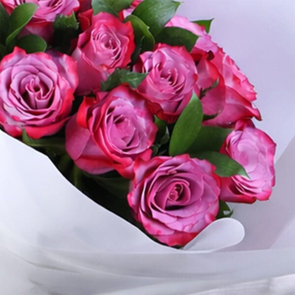 10-pink-roses-love-4-u-bouquet-vday_04
