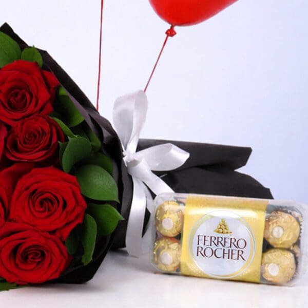 15-roses-valentine-combo-with-balloons_03