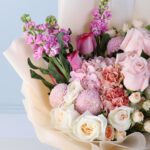 blooming-pastel-elegance-box-mixed-flowers_03