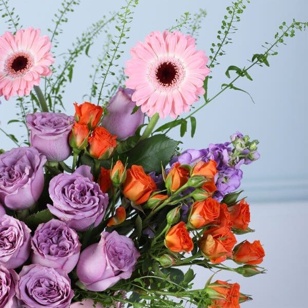 enchanted-bloomshade-pink-box-ferrero-chocolate-24-pcs_03
