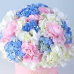 pastel-hydrangea-bloom-box-ferrero-chocolate-24-pcs_03