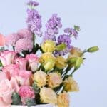 premium-floral-charm-box-mixed-blooms_03