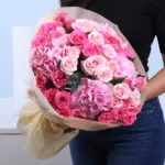 blushing-pink-rose-bouquet