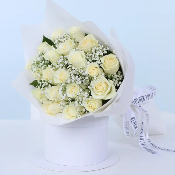 serene-white-rose-bouquet_03