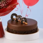 chocolate-cake-rose-bouquet-combo_05
