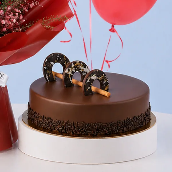 chocolate-cake-rose-bouquet-combo_05